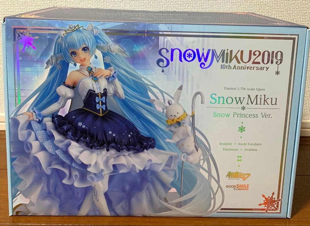 OneMall provides Mercari products: 初音ミク 雪ミク Snow Princess