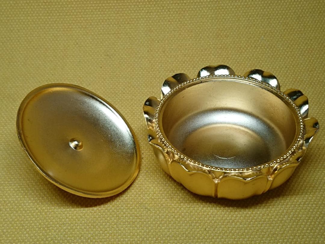 仏教美術 香炉 銅製 本金メッキ 置物 インテリア 工芸品 美術品 A1358