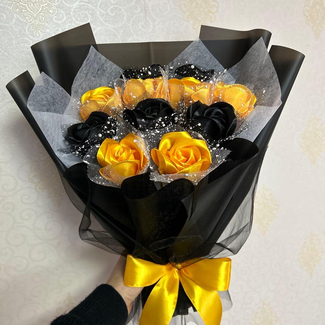 11本黄黒バラブーケ プレゼント お祝い 枯れない花 永生薔薇 特別な人