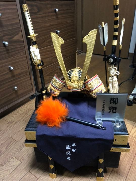 五月人形　兜　平安武久 久月】五月人形 京甲冑 平安武久 作 本金箔押 正絹緋縅8号兜平飾り