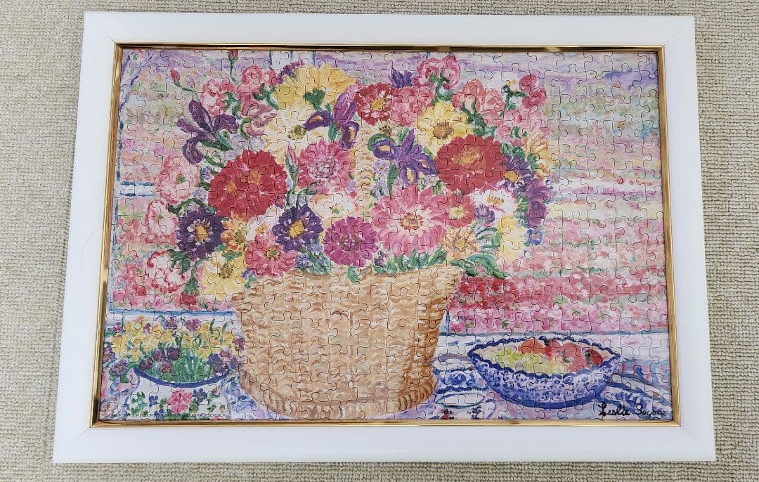レスリー・セイヤー「ときめきの花束」ジグソーパズル 300ピース 完成品 レスリー・セイヤー「ときめきの花束」ジグソーパズル 300ピース 完成