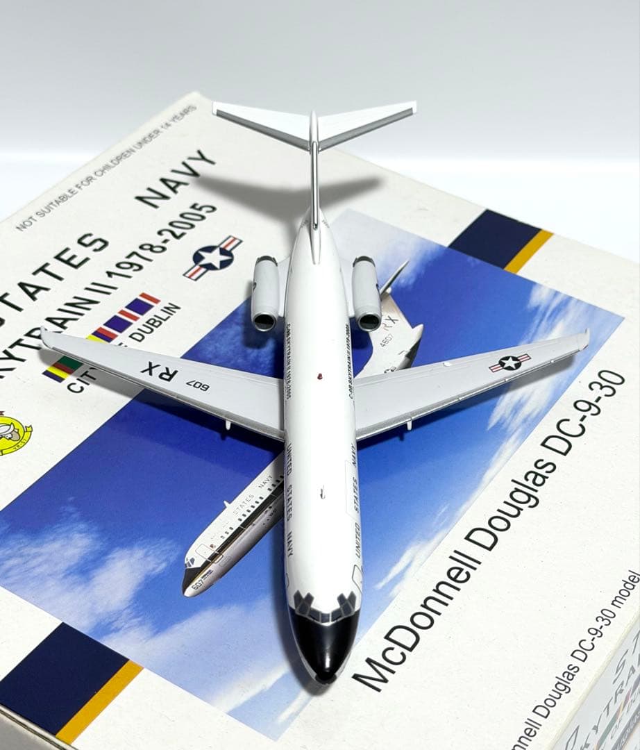 INFLIGHT 1/200 DC-9-30 アメリカ海軍C-9B - メルカリ
