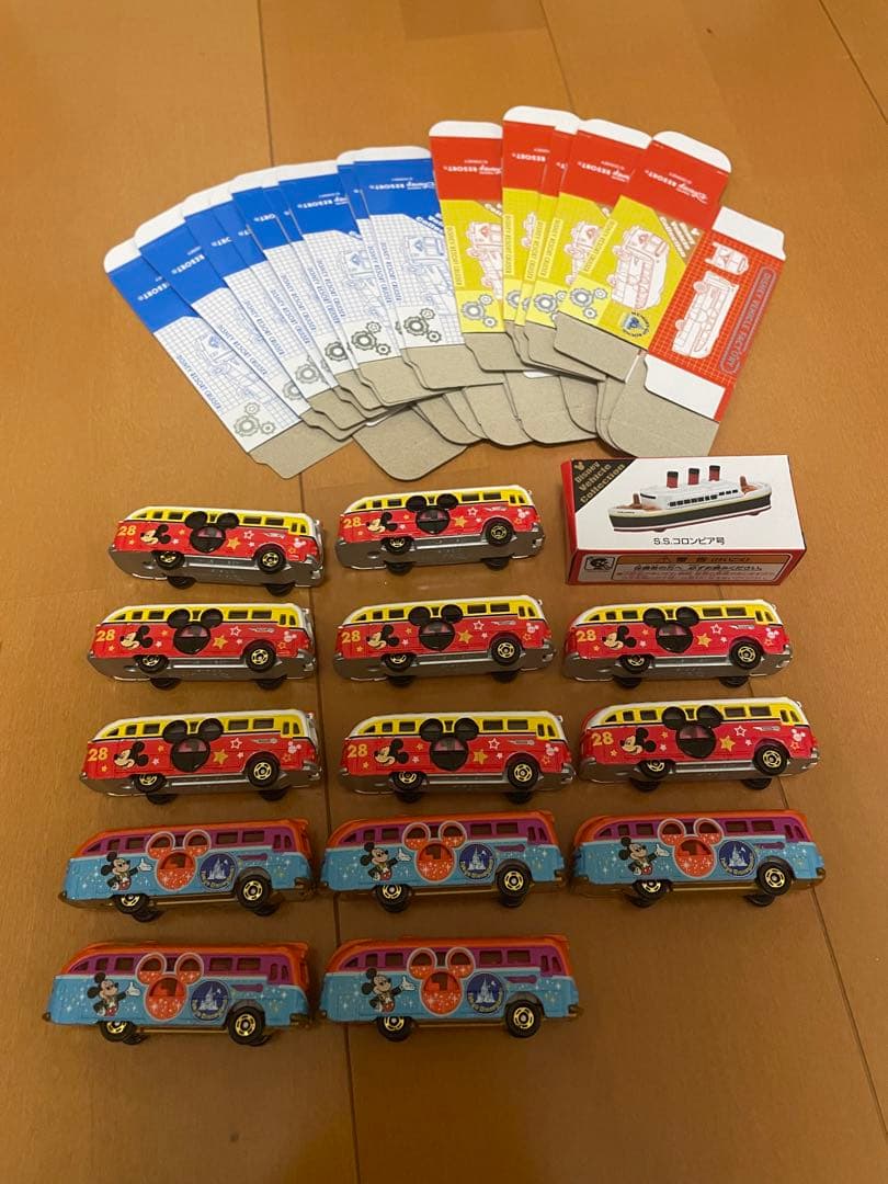 ディズニー　トミカ　14点 新品 ディズニー トミカコレクション D-14 T型クーペクラシックカー