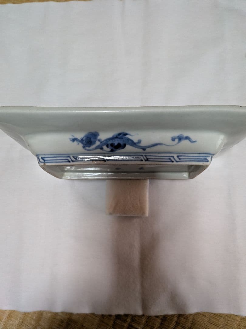 青い龍模様の長方形陶磁器皿 - メルカリ