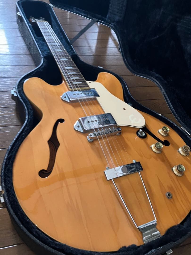 Epiphone casino ナチュラル ハードケース付き ジャンク - メルカリ