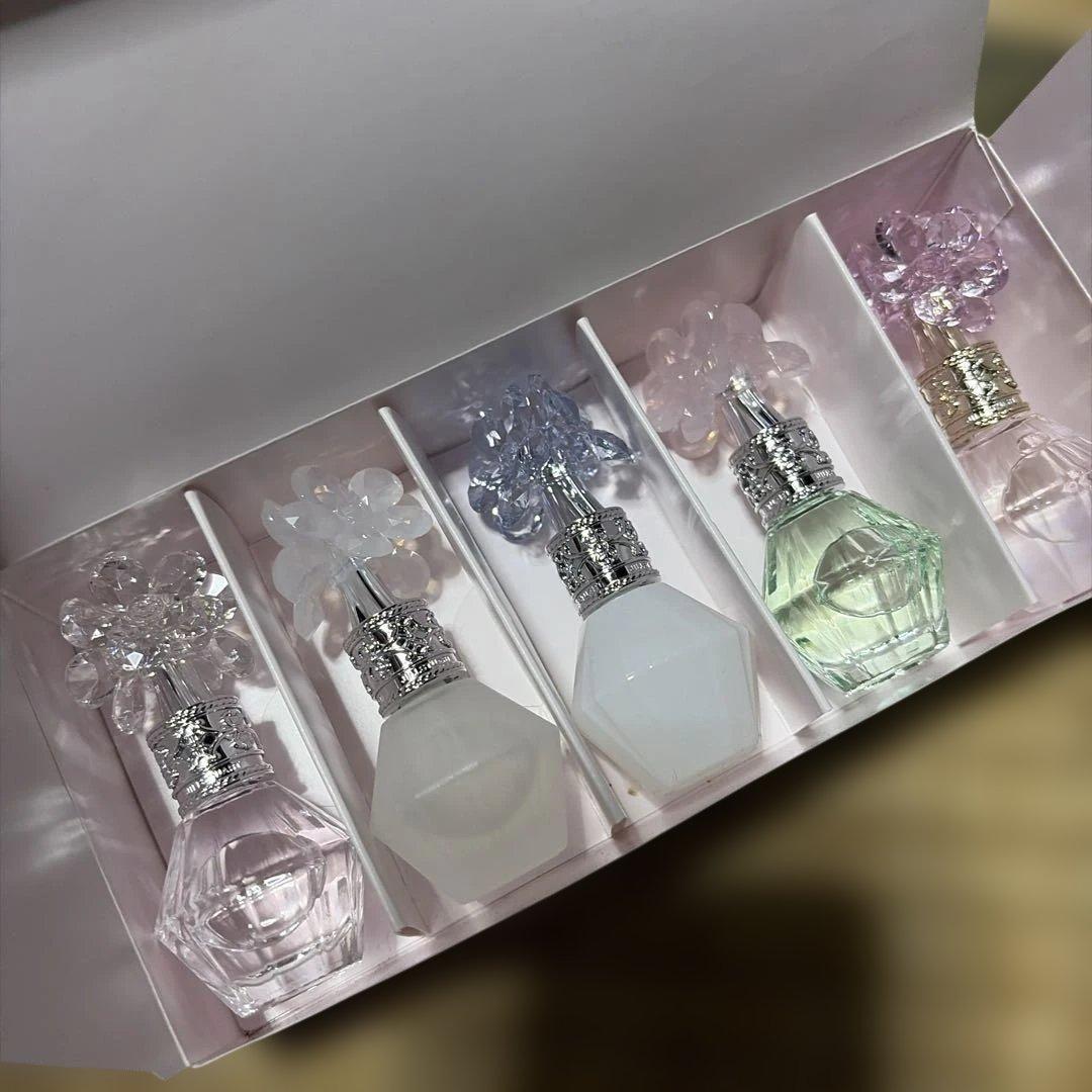 限定品 JILL STUART Crystal Bloom 香水セット 5本 - メルカリ
