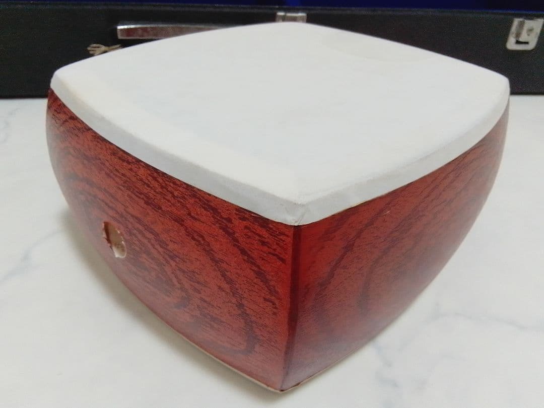 樹脂製 三味線 中棹 皮破れなし 全長約98cm 棹幅約26mm プラスチック
