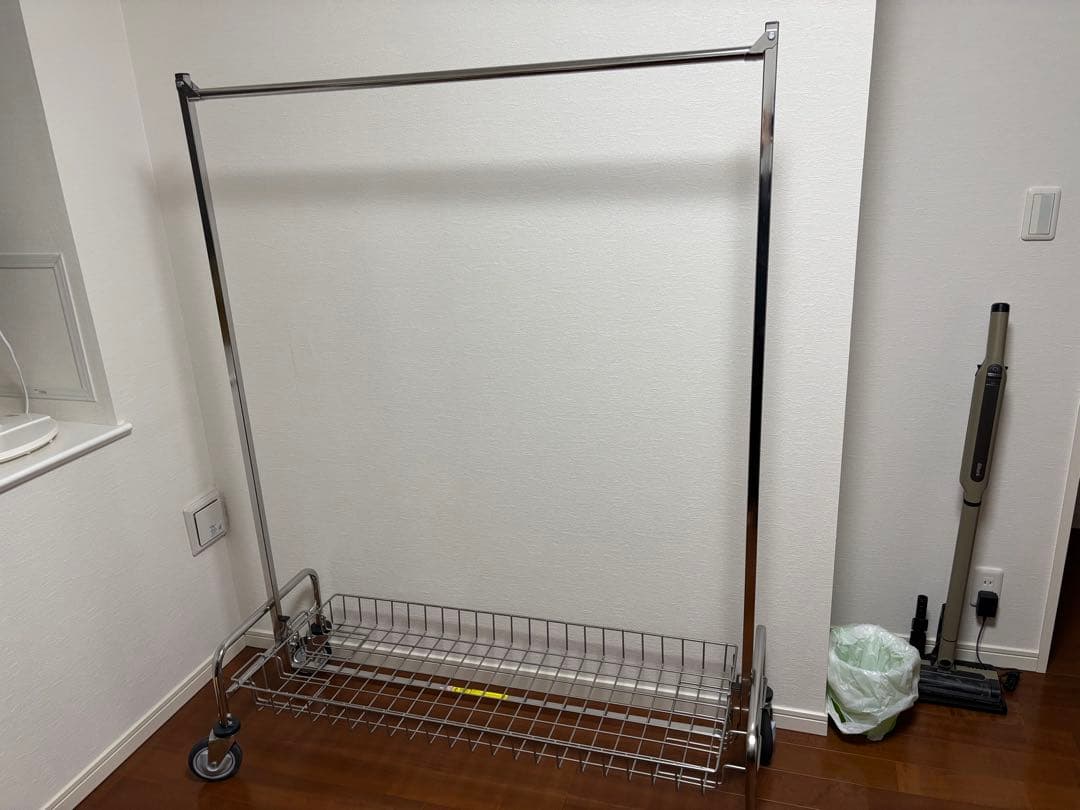 PFS 48\" GARMENT RACK (バスケット付) 48