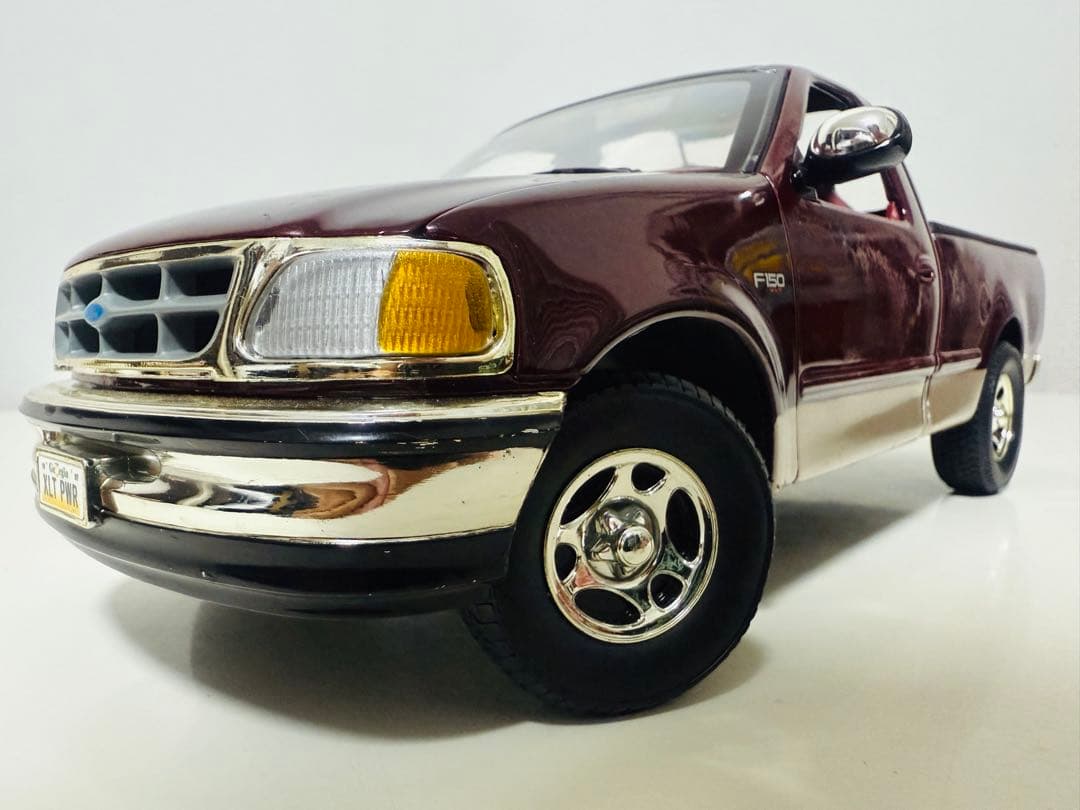Ertlアーテル/'97 Fordフォード F150 XLT 1/18 絶版 1997 Ford F-150 XLT Pickup Truck 1:18 Scale Diecast Blue Ertl