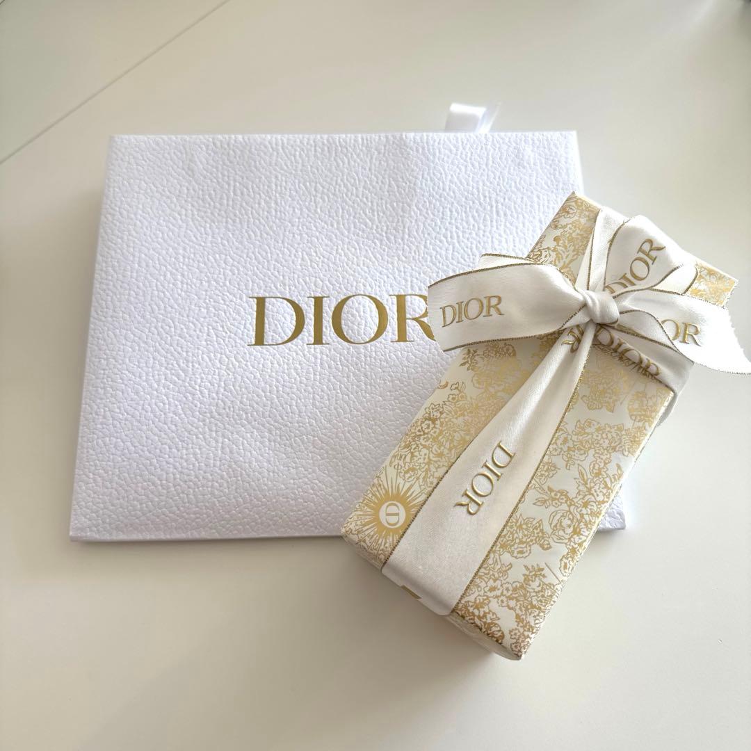 【新品未使用】ディオール オードヴィ ラ ローション 180ml 試してみた】Dior オー・ド・ヴィ ラ ローションの効果・肌質別の