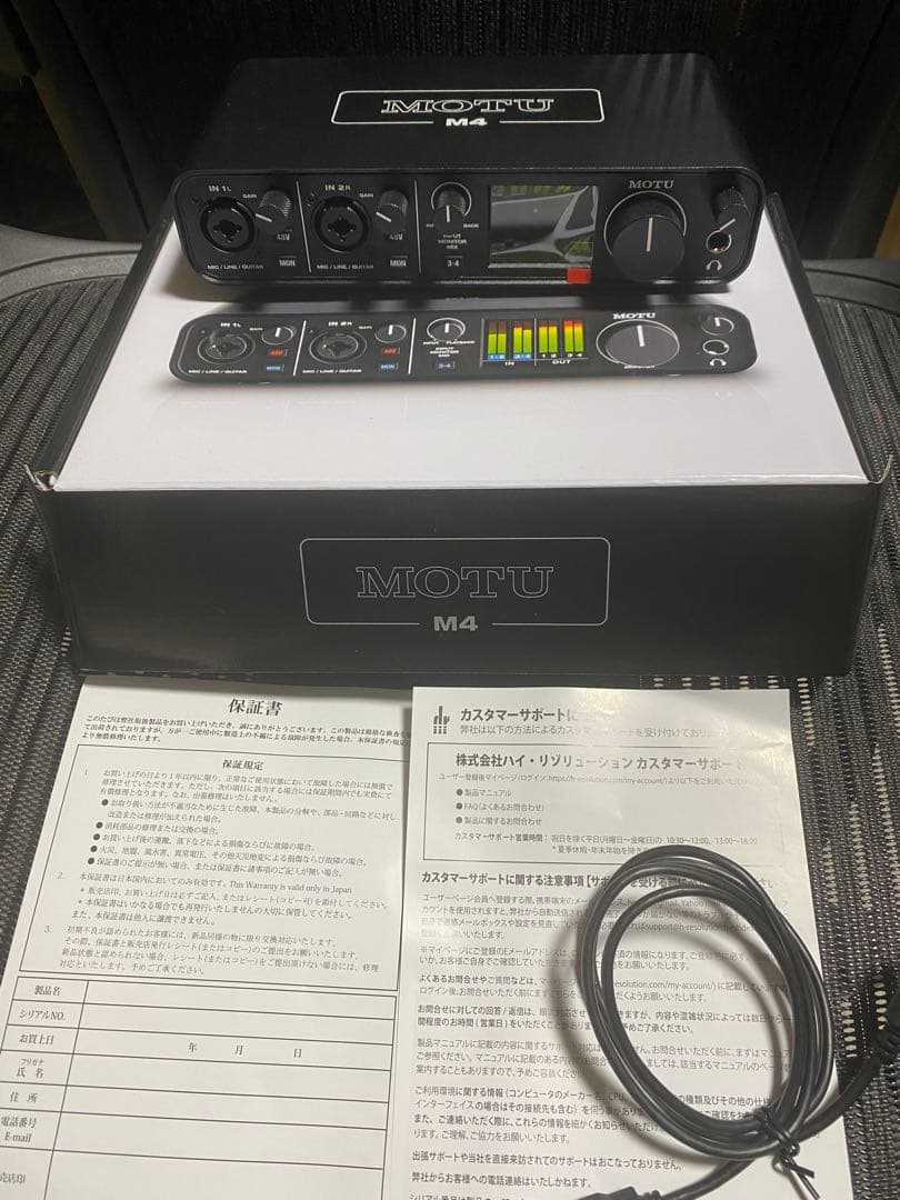 ほぼ新品　MOTU M4 オーディオインターフェイス Amazon.co.jp: MOTU M4 4in 4out USBオーディオインターフェース 国内