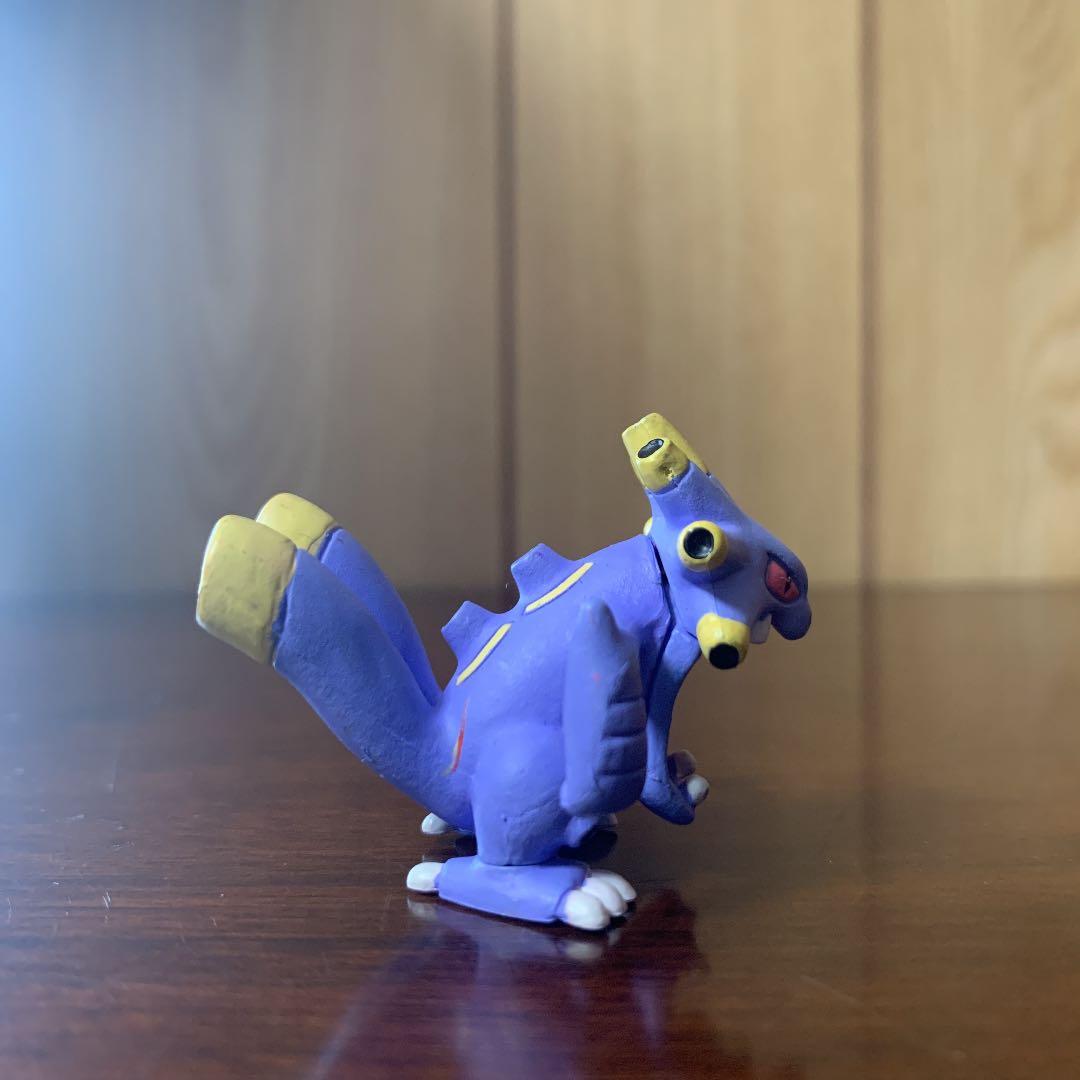 ポケモン 立体ポケモン図鑑 ゴニョニョ ドゴーム バクオング