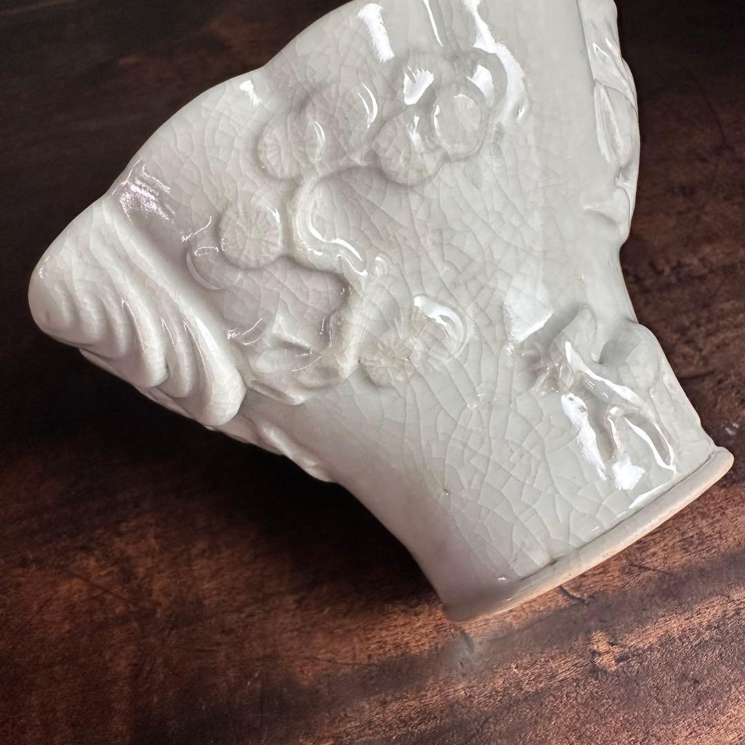 希少］美品 李朝 白磁 陽刻 十長生文 花形盃 朝鮮美術 酒器 杯 - メルカリ