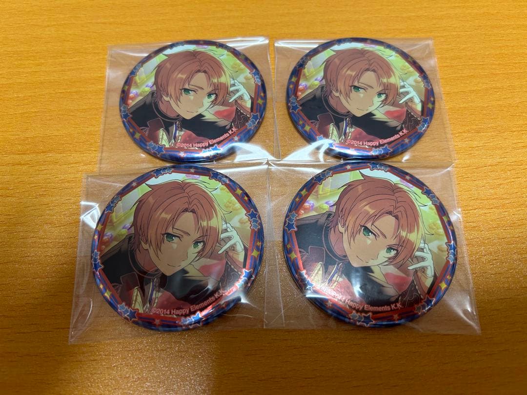 あんスタ 遊木真 ランウェイ 缶バッジ - メルカリ