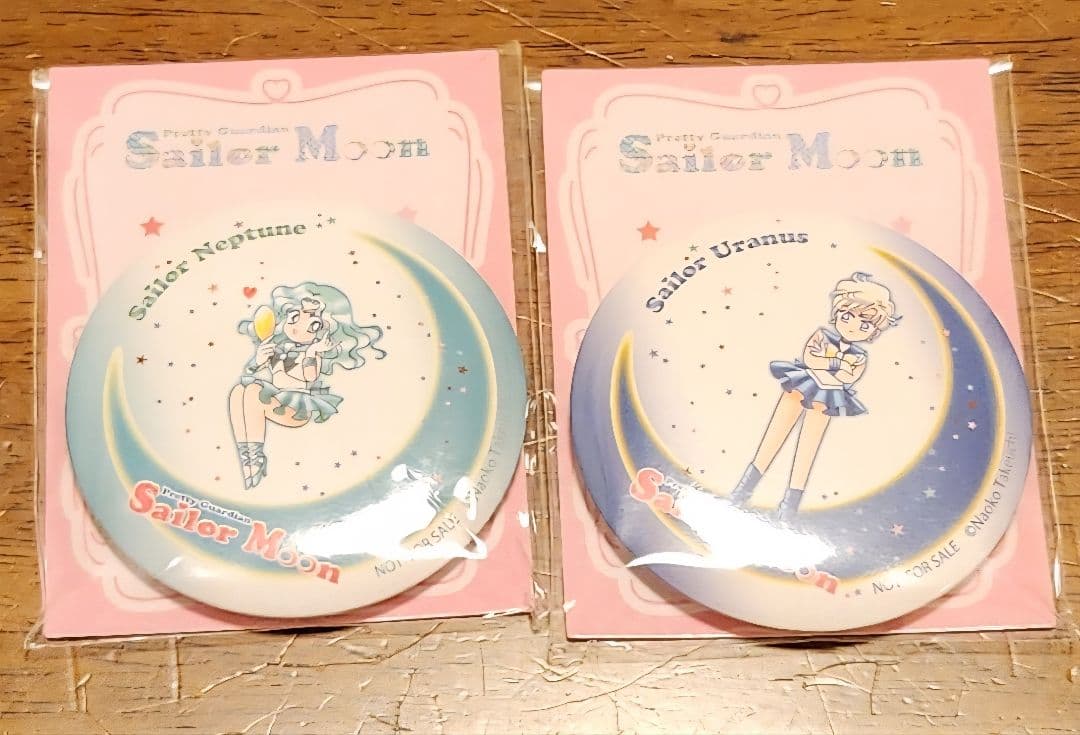 セーラームーン 明治 缶バッジ2点セット - メルカリ