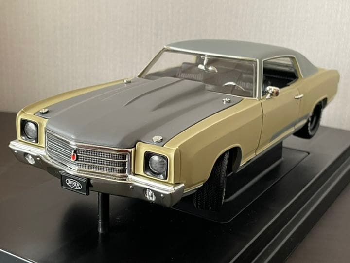 日本未発売、絶版】ワイルドスピード ミニカー シボレーモンテカルロ 1
