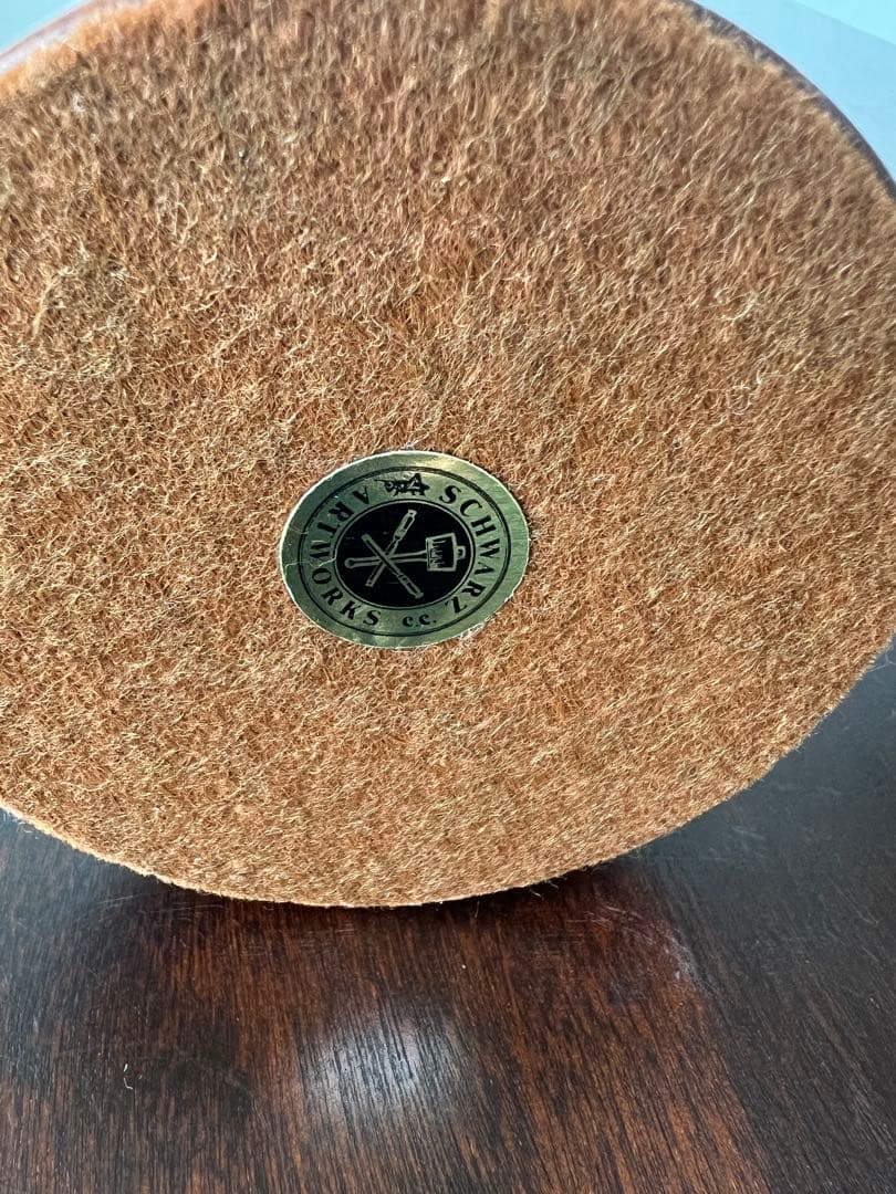南アフリカ ズール族 木彫り置物 銀も一部使用 - メルカリ