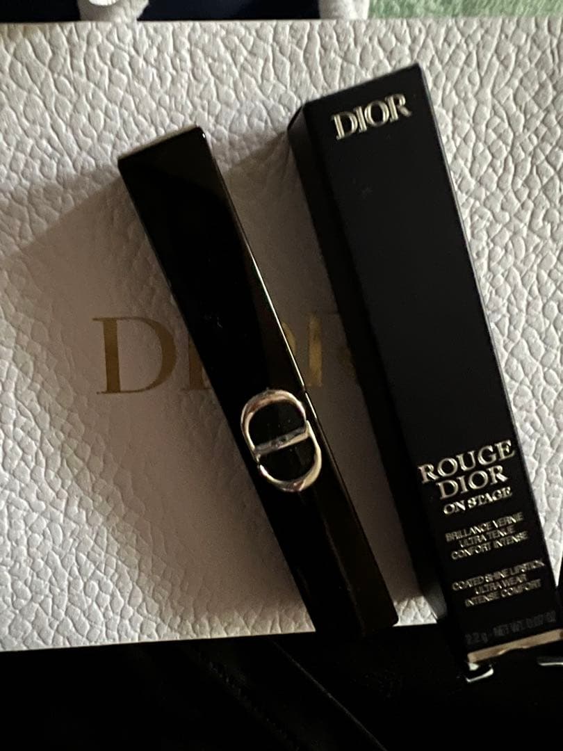 期間限定出品　ディオール　オンステージ　リップ限定222 新品未開封 限定色222 DIOR ルージュ ディオール オン ステージ リップ