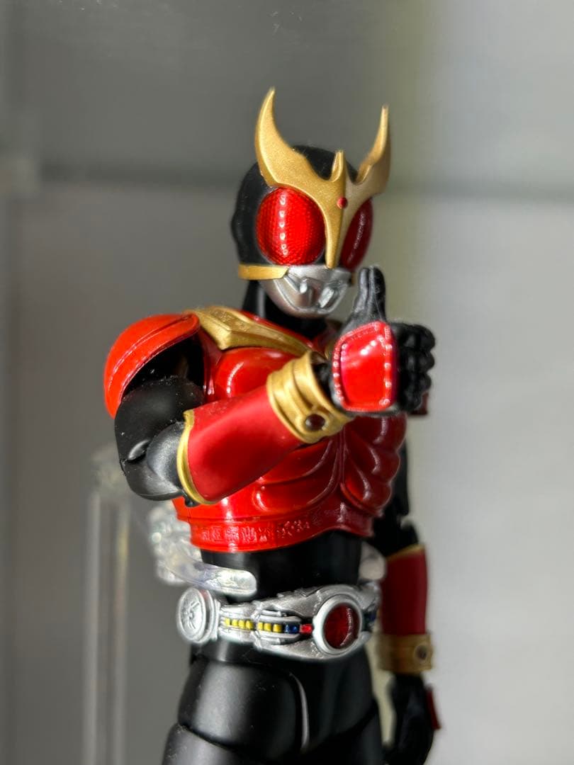 ★美品★ 真骨彫製法★ 仮面ライダークウガ　 マイティフォーム★ S.H.Figuarts（真骨彫製法） 仮面ライダークウガ マイティフォーム