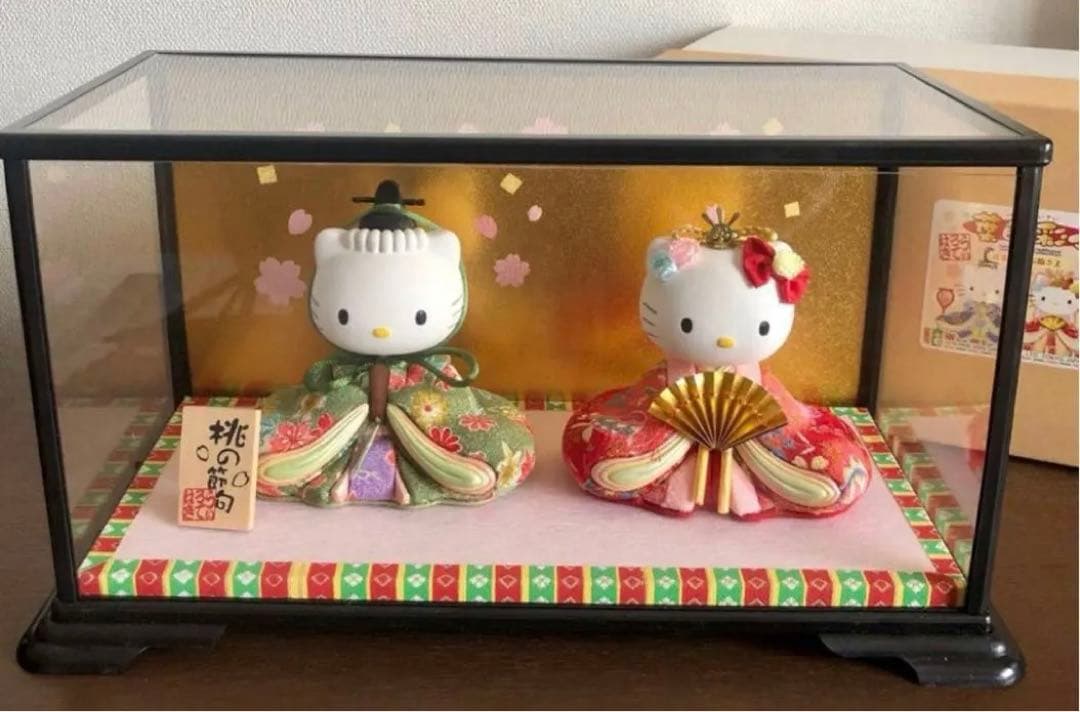 ハローキティ雛人形 陶器製 専用ケース付き 大阪長生堂 キティ 中 雛人形 ひな人形 おひなさま コンパクト