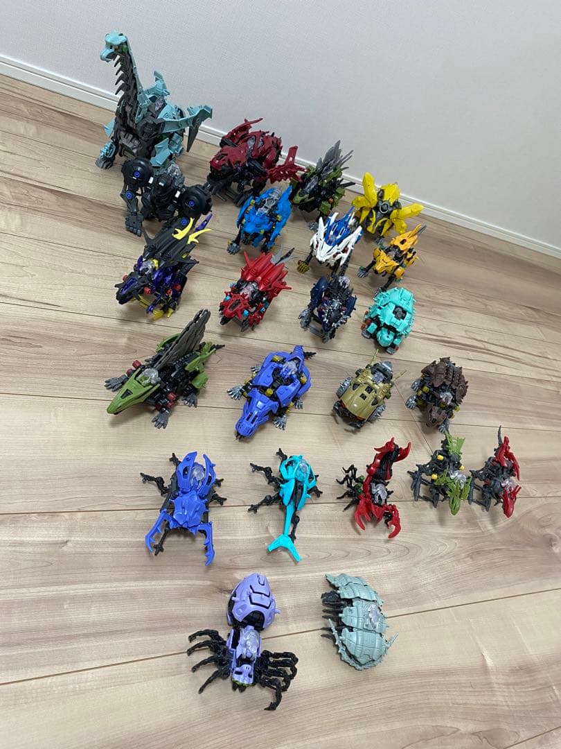 ゾイドワイルド 初期 23体 まとめ売り - メルカリ