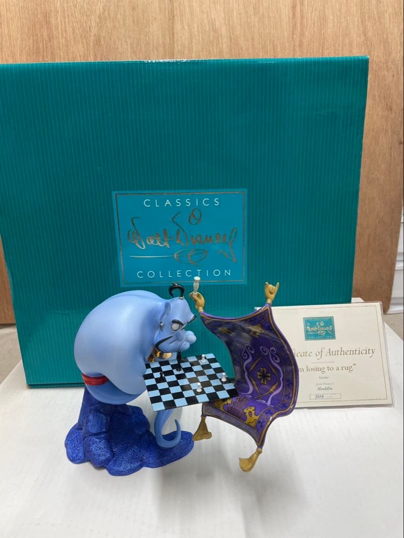 ディズニーwDCC 魔法の絨毯　アラジン ジーニー　フィギュア チェス 楽天市場】WDCC アラジン ジーニーと魔法のじゅうたんのチェス 1028735