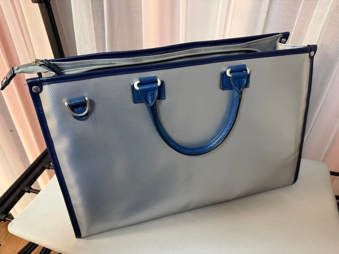 中古美品】ナホック ブリーフケース型フルートバッグ - メルカリ