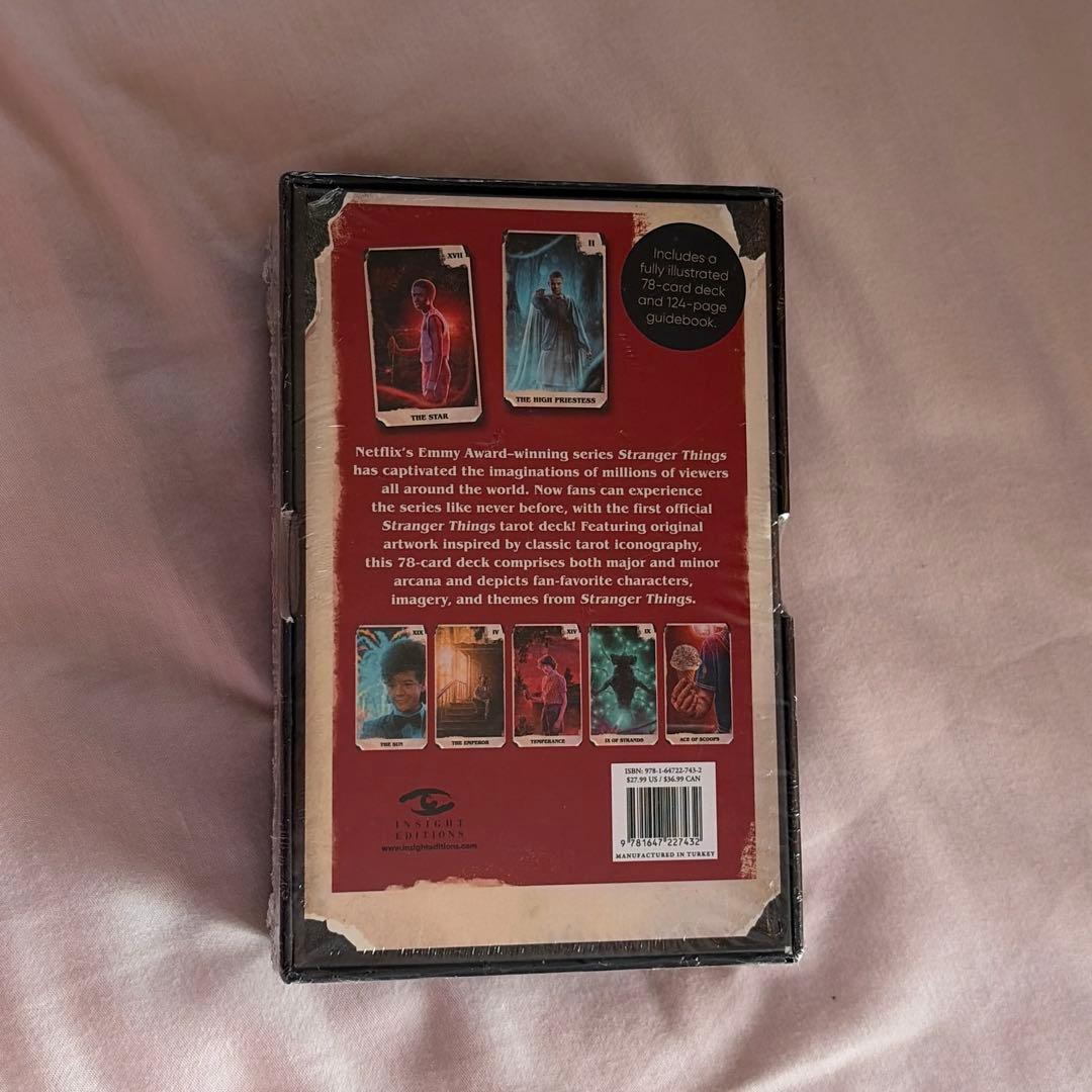 新品】ストレンジャーシングス タロットカード STRANGER THINGS - メルカリ