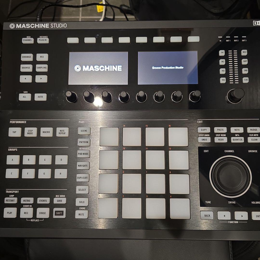 DTM・DAW Maschine studio Review: Native Instruments Maschine Studio