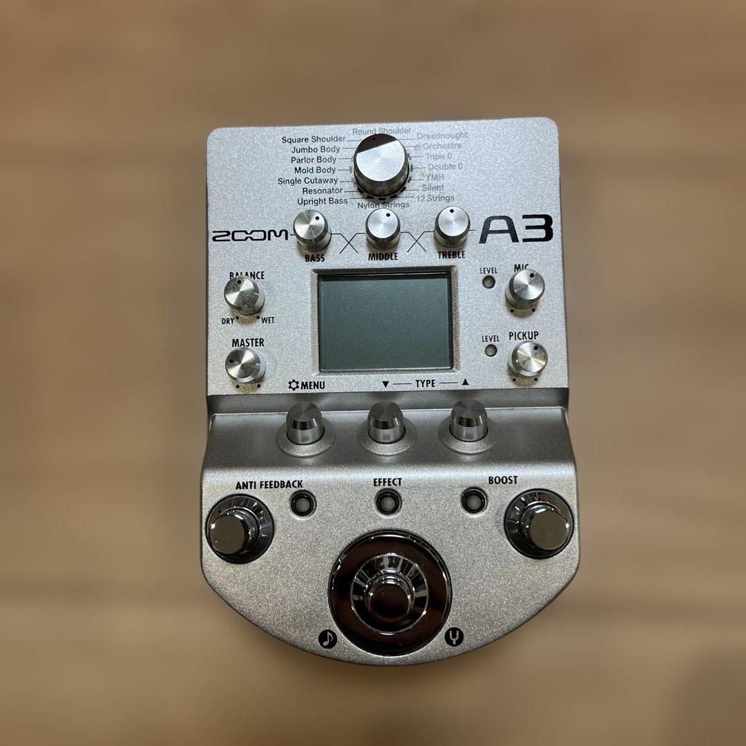 美品 箱あり ZOOM A3 エフェクター プリアンプ