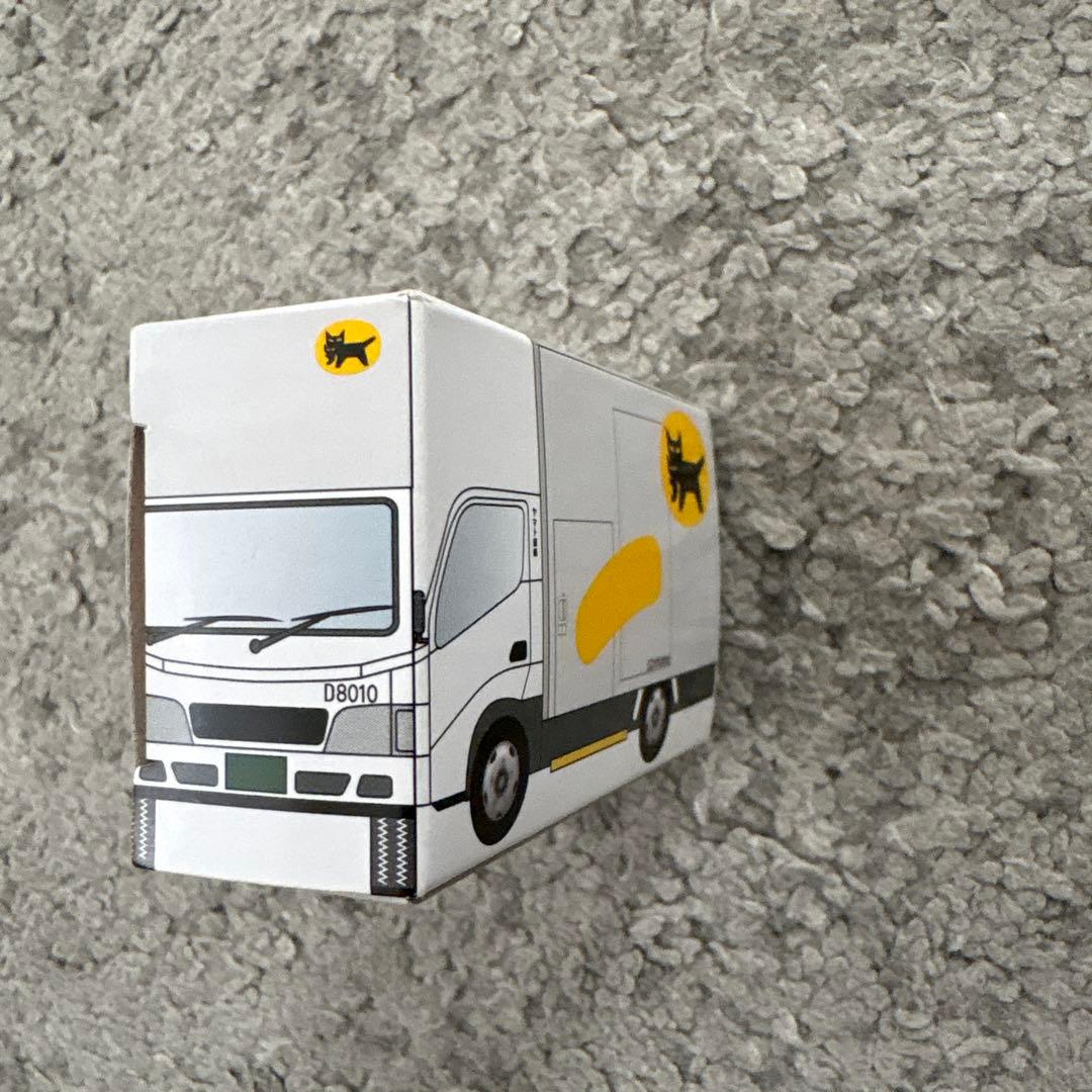 ヤマト運輸 非売品 ミニカー 大型10t車 1台 小型 2t車 1台