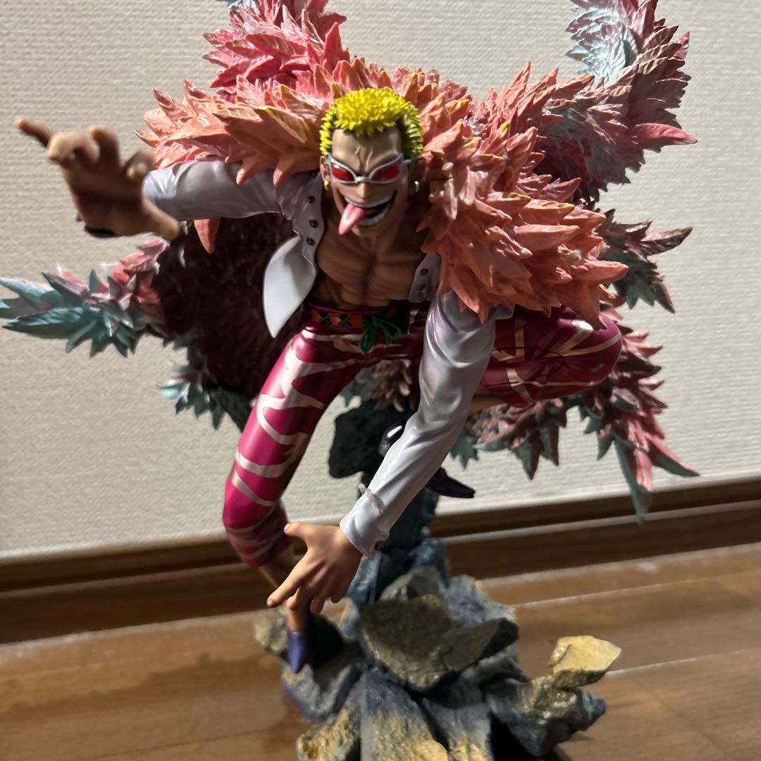 ドフラミンゴのフィギュア Amazon | ワンピース DXF THE GRANDLINE MEN 15TH EDITION vol.8 ド