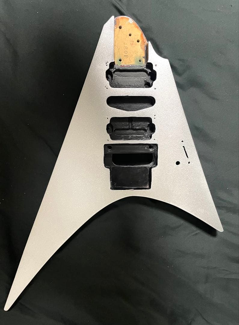FLYING V / RANDY V 的ボディ New Factory Customization Electric Guitar, Randy Rhoads V Flying
