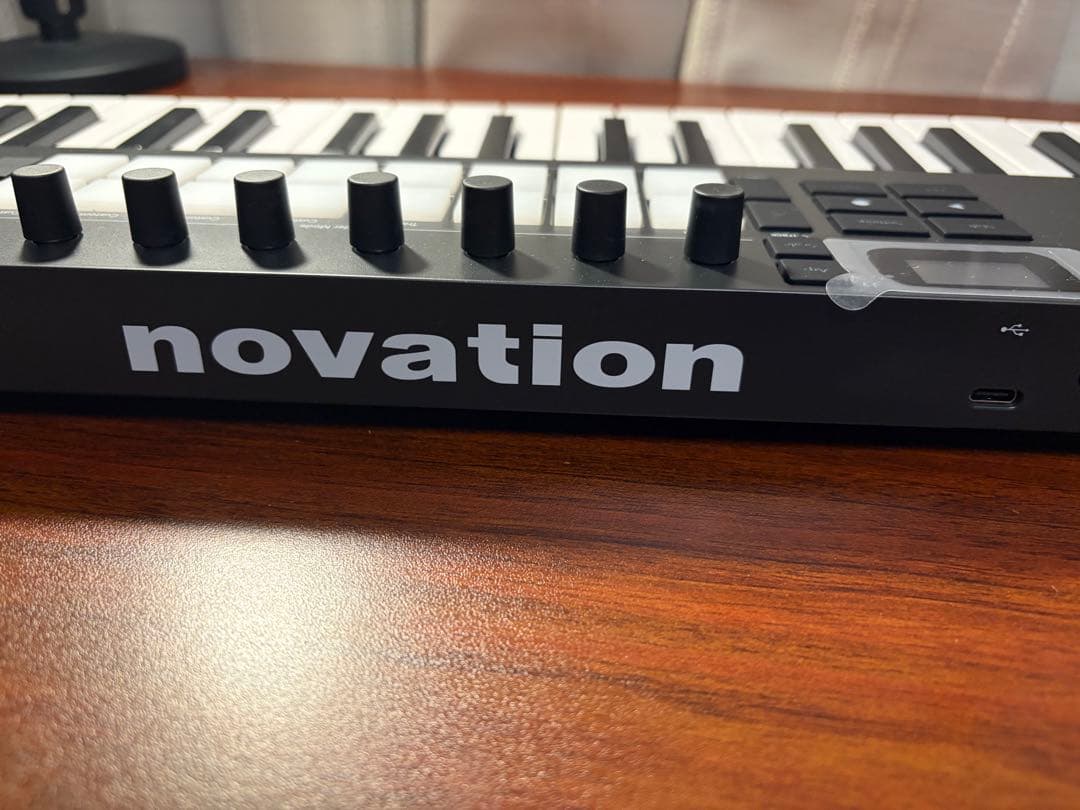 Novation Launchkey Mini37 Mk4 本体 箱のみ - メルカリ