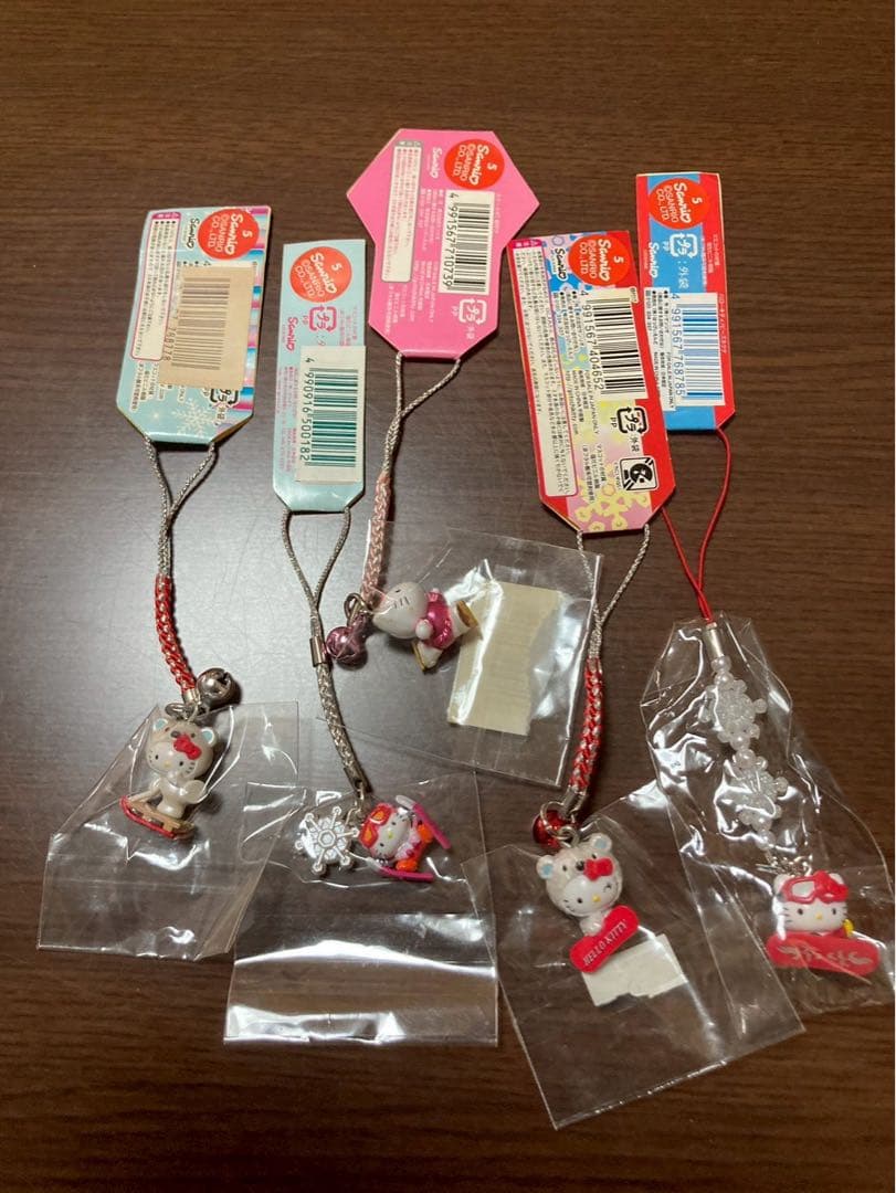 希少激レア新品 ご当地 ハローキティ 冬季 スノボ スキー スケート