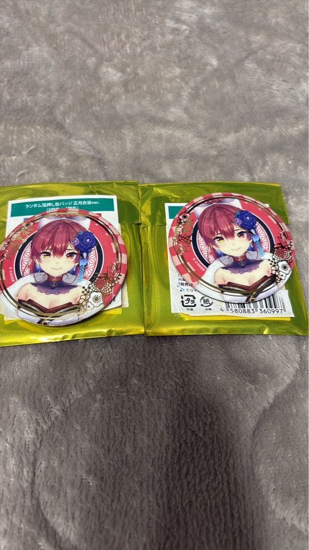 ホロライブ ランダム箔押し缶バッジ 正月衣装ver. 宝鐘マリン - メルカリ