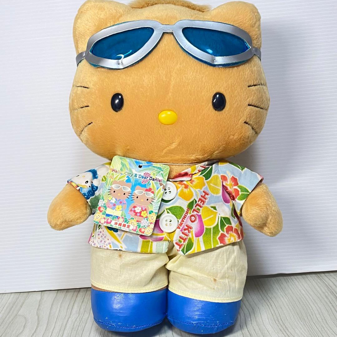 ハローキティ ご当地 ぬいぐるみ マスコット 沖縄 日焼け ダニエル