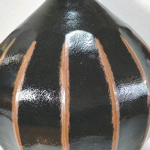 壺 黒天目　備前　藤原 一門