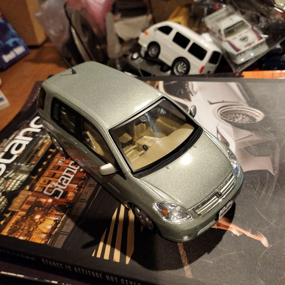 トヨタ ラウム 1/24 カラーサンプル ミニカー - メルカリ
