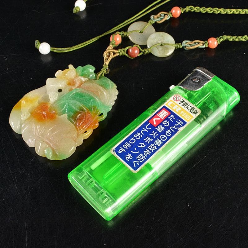 中国 玉石翡翠玉彫刻 根付 装飾品 赤珊瑚緒締玉 C R6387 彫刻