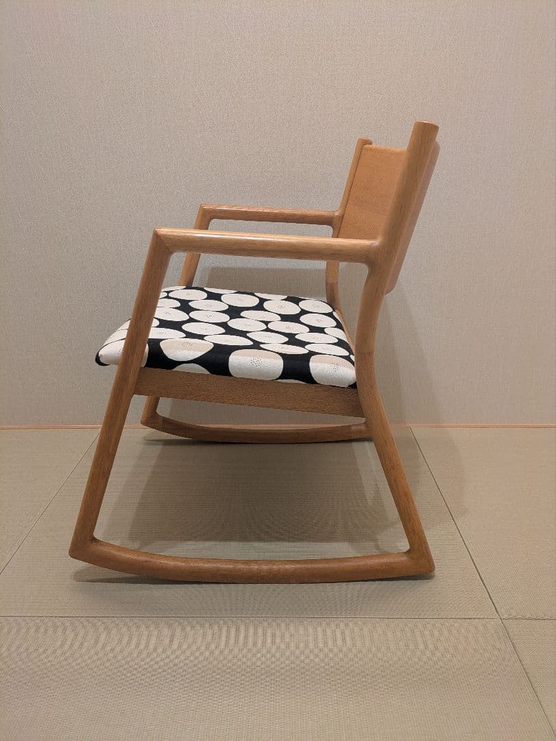 U-La】ロッキングアームチェア オーク 座面ハンドメイド グッドデザイン