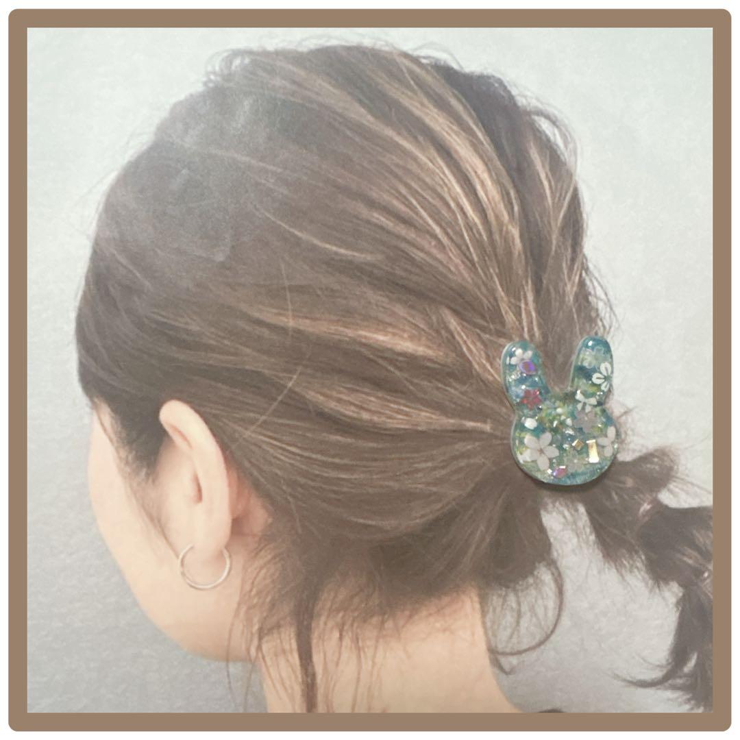 No 5❣️可愛い桜模様のレジンヘアゴム❣️٩(๑❛ᴗ❛๑)