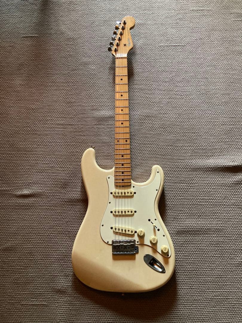 Fender Japan Stratocaster フジゲン製造 Oシリアル - メルカリ