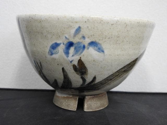真葛茶碗　MA719 茶道具 抹茶茶碗 金銀唐松、京都 真葛焼 五代 宮川香斎作【 売約済