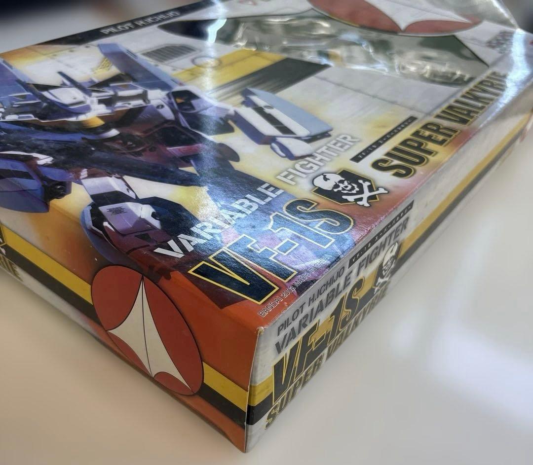 未使用】1/55VF-1S スーパーバルキリー ロイ•フォッカー機 可変戦闘機