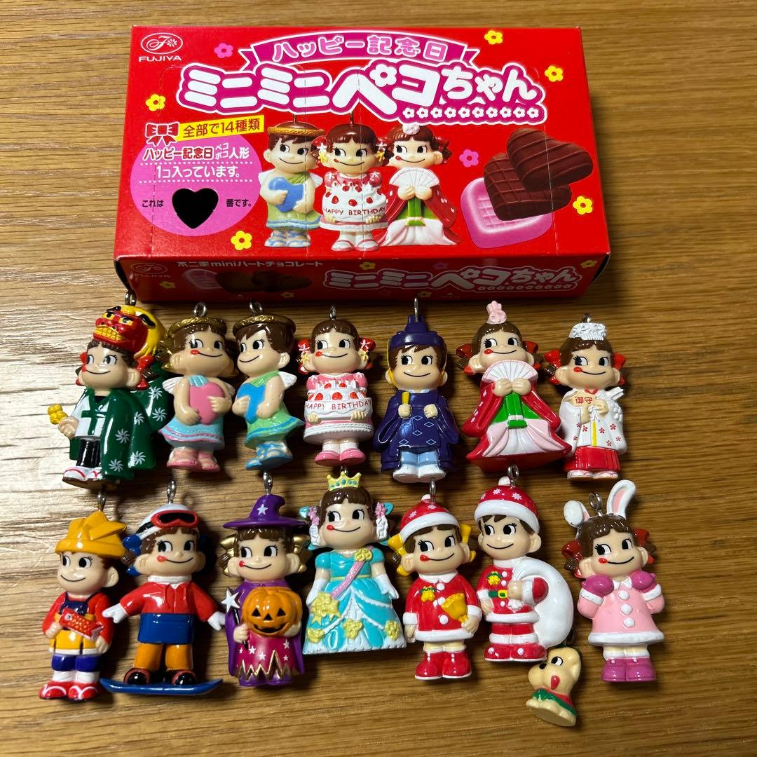 ハッピー記念日 ミニミニペコちゃん 14種 不二家 FUJIYA - メルカリ