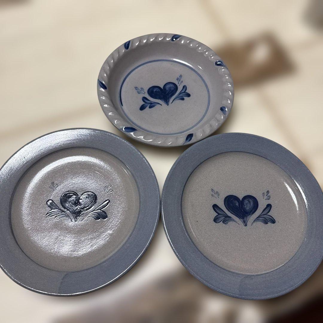 アントステラ　パイ皿　ハートデザイン皿二枚食器セット 3枚 Amazon.co.jp: HSNAXingLife 3個 ハート形皿、ハート型のプレート