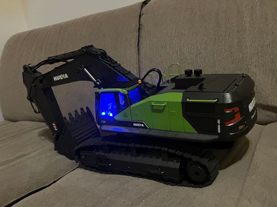 Huina1953 ② ショベルカー 電動パワーショベルの通販はau PAY