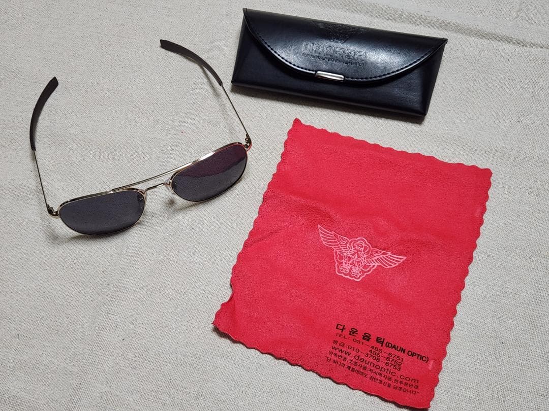 新品】韓国軍 大韓民国空軍 パイロットサングラス 官給品 - メルカリ