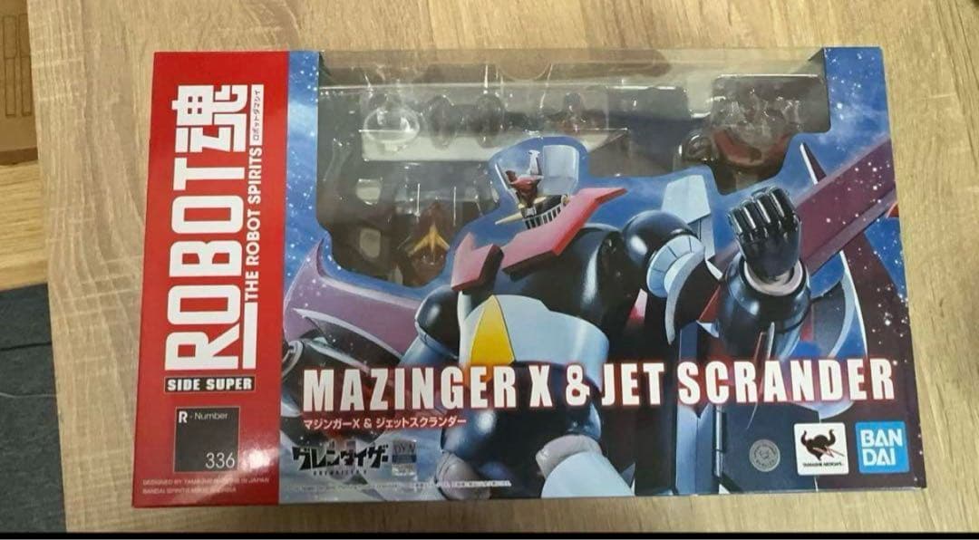 f*7様 蓄光版 サンダーマスク 27cm 無版権 パチ怪獣